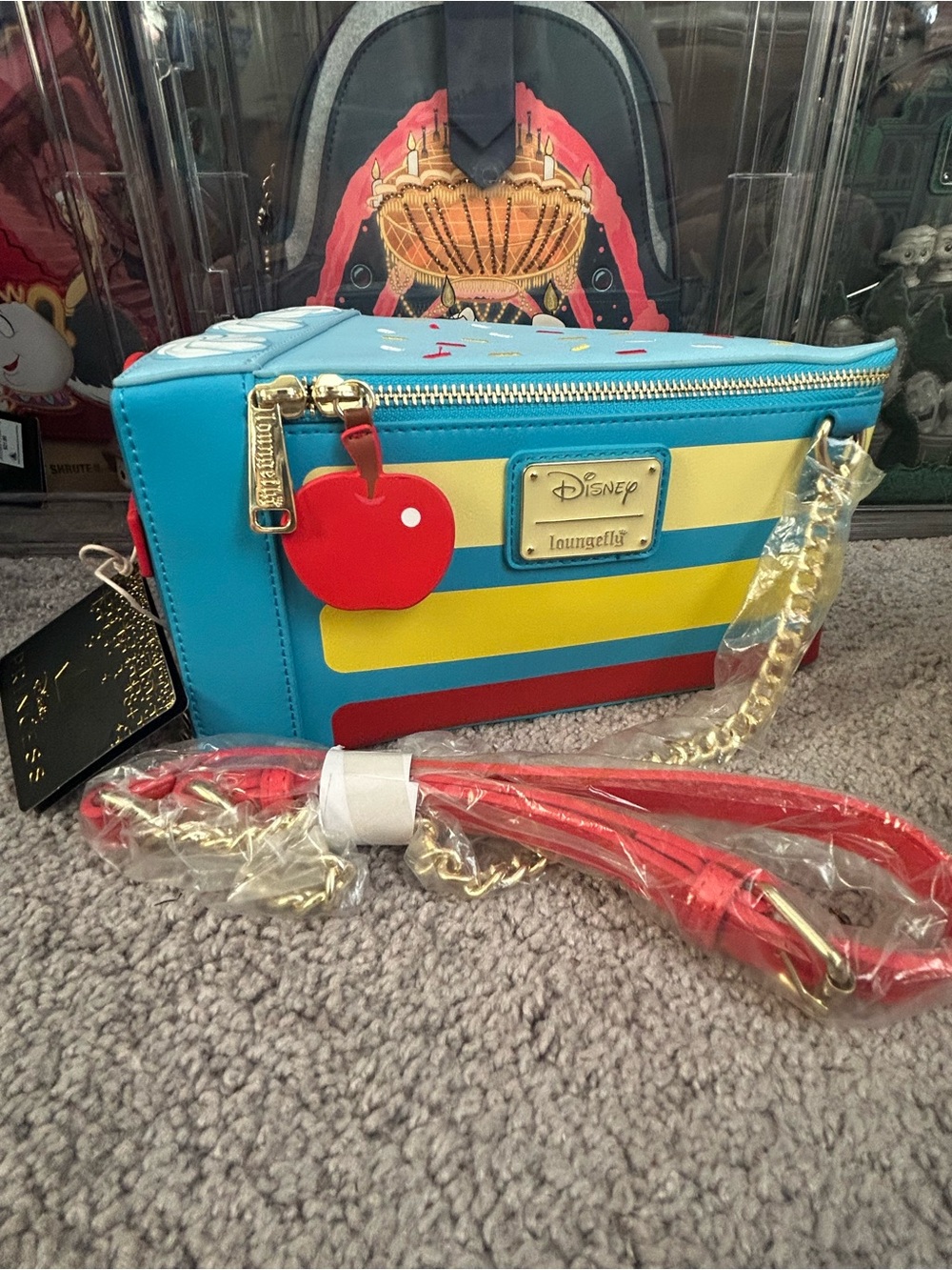Loungefly Snow White Cosplay Blue, Cake Crossbody Bag
